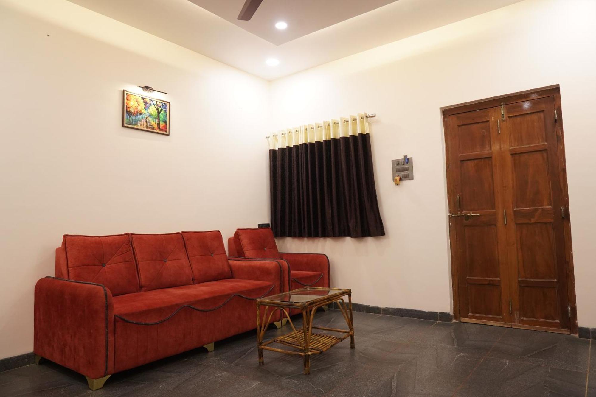 Chiplūn Red Roof Farmhouse מראה חיצוני תמונה